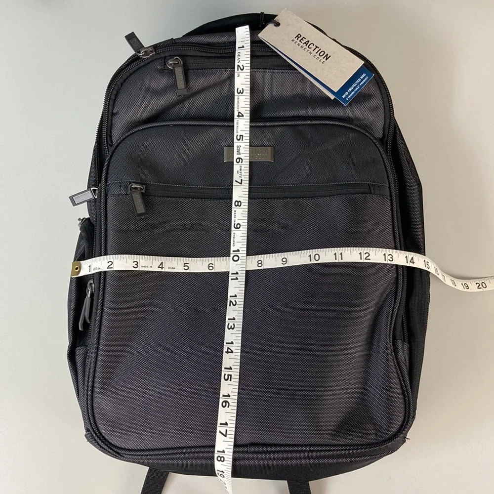 NEW Kenneth Cole RFID Business Travel Commuter Backpack